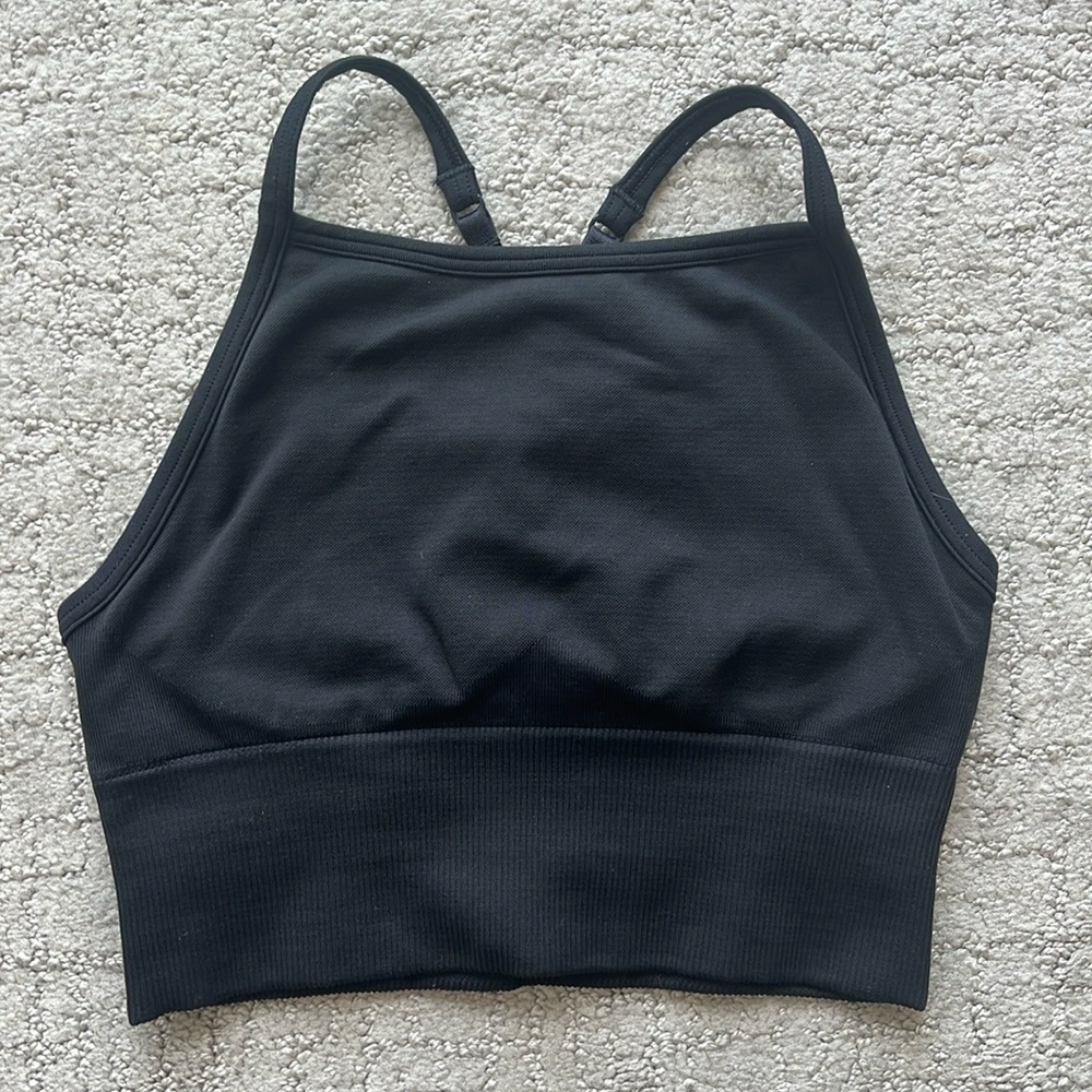 Seamless Lululemon Halter Neck Bra | size 4